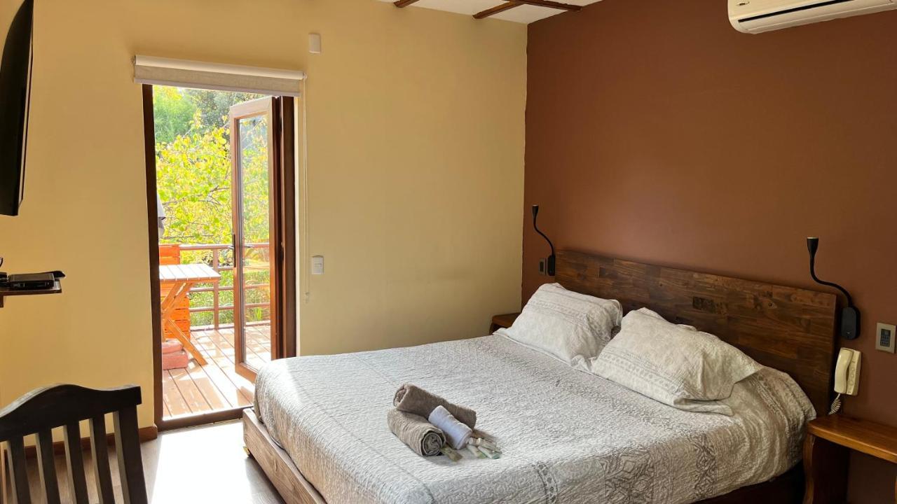 La Petite France Hotel