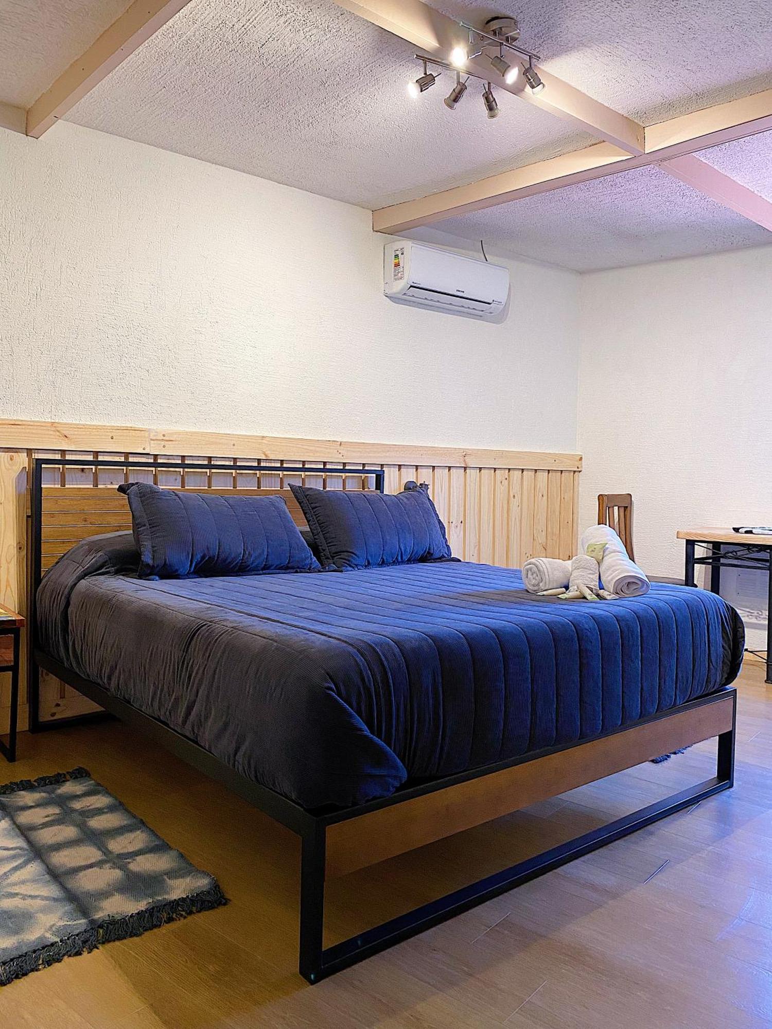 La Petite France Hotel